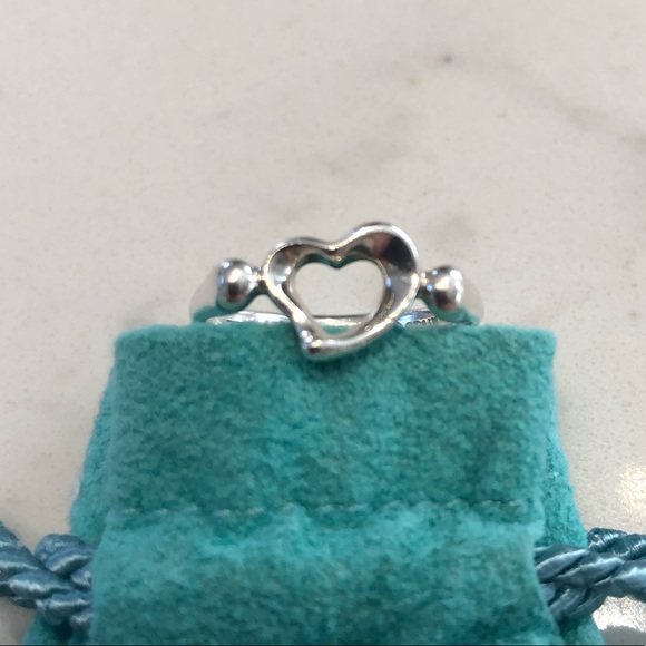 Tiffany & Co. Open Heart Ring - Picture 4 of 8